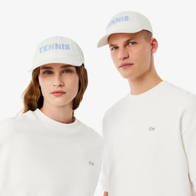 Bestickte Kappe aus Baumwolltwill