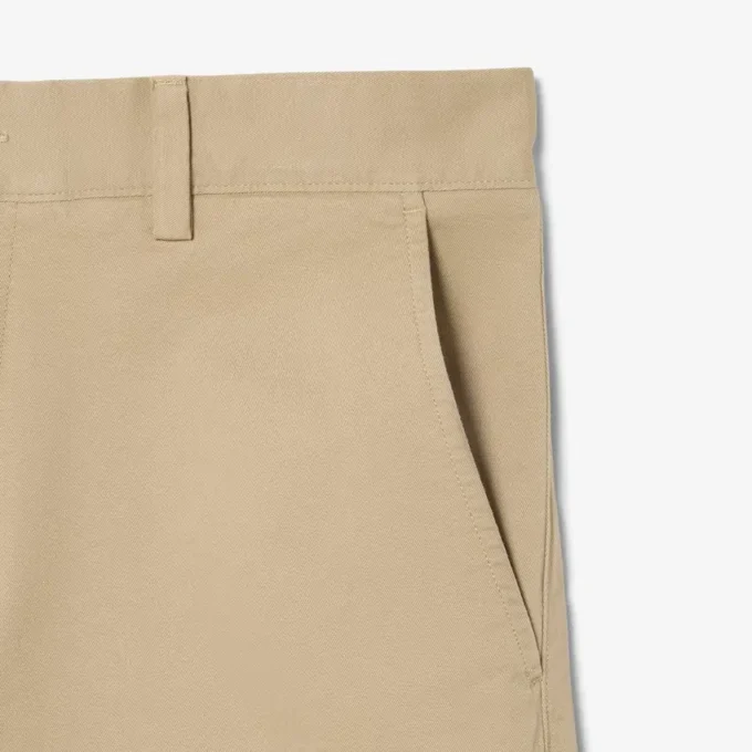 Chino-Shorts aus Stretch-Twill