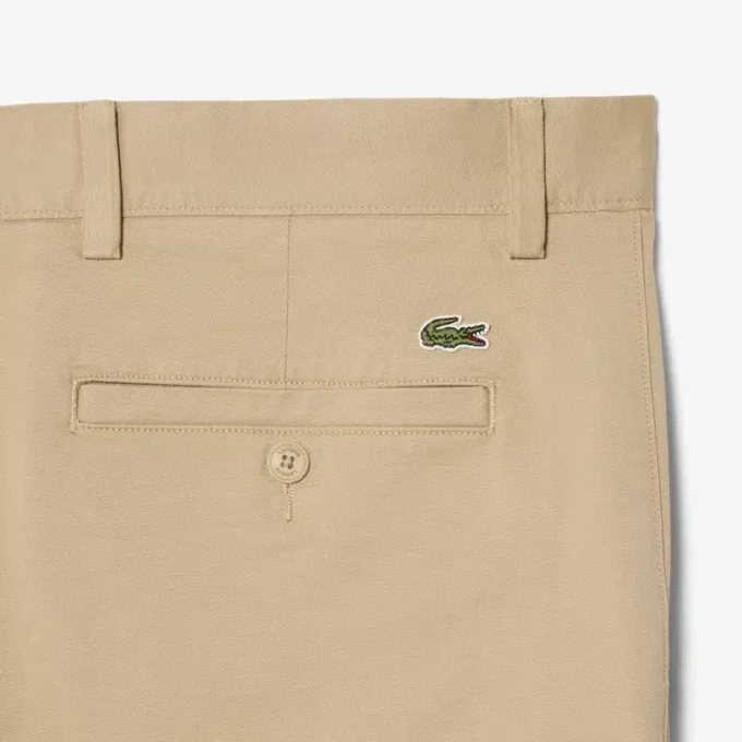 Chino-Shorts aus Stretch-Twill