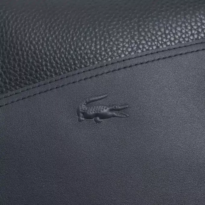 Club Lacoste Wochenendtasche aus genarbtem Leder