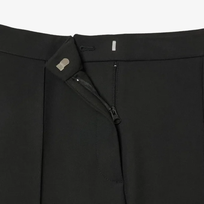 Damen-Hose mit hoher Taille und ausgestelltem Schnitt