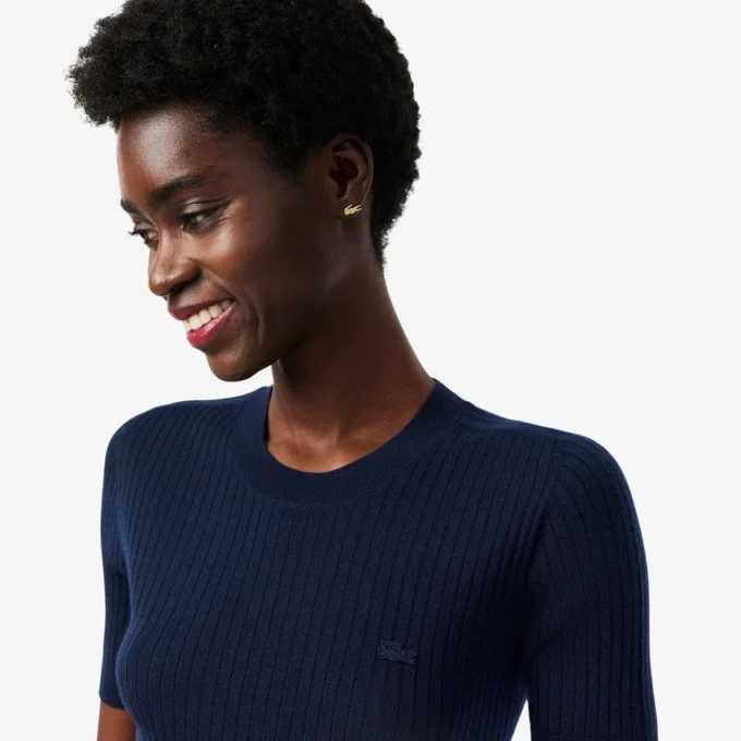 Damen-Pullover aus Merinowolle mit geripptem Strick und kurzen Ärmeln