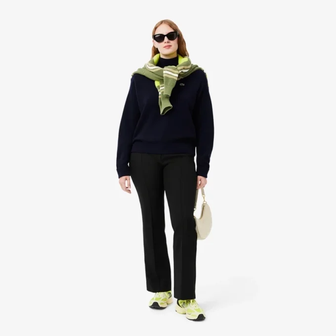 Damen-Pullover aus Wolle mit hohem Kragen und lockerer Passform