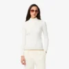 Damen-Pullover mit hohem Kragen aus 3D-Rippstrick