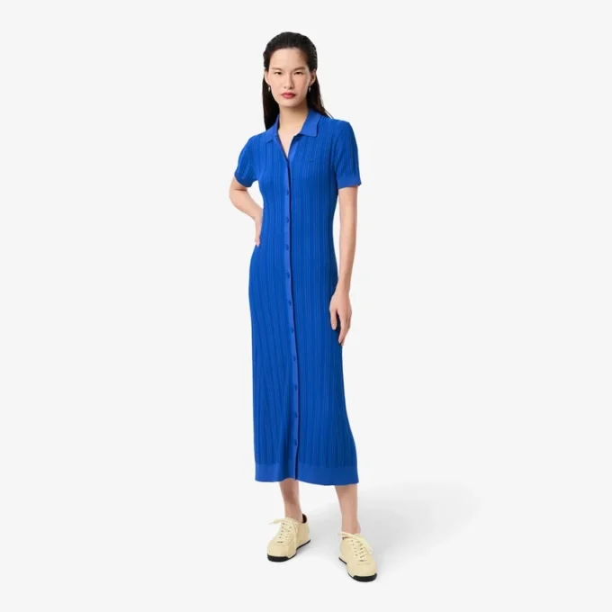 Damenkleid mit geripptem Strick und Poloshirt-Kragen