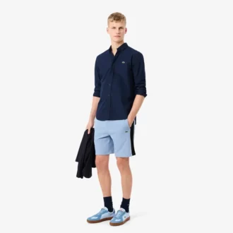 Fleece-Shorts mit Colorblock-Design in Regular-Fit
