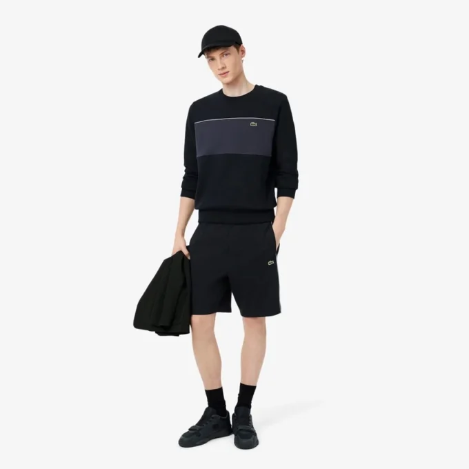 Fleece-Shorts mit Colorblock-Design in Regular-Fit