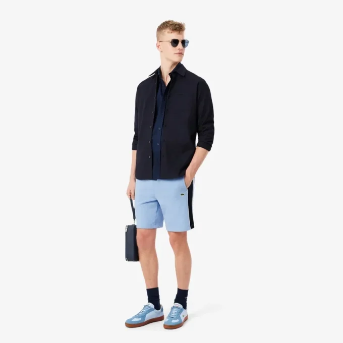 Fleece-Shorts mit Colorblock-Design in Regular-Fit