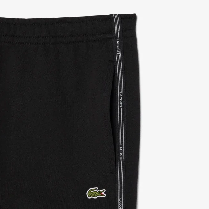 Fleece-Shorts mit Logo-Streifen in regulärer Passform
