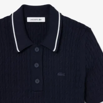 Gestreifter Pullover mit Zopfmuster und Poloshirt-Kragen