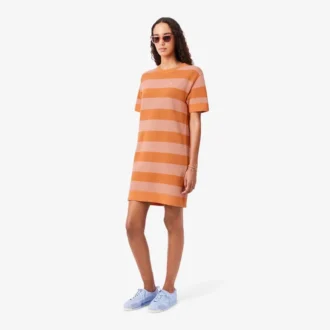 Gestreiftes T-Shirt-Kleid aus Mesh-Strick