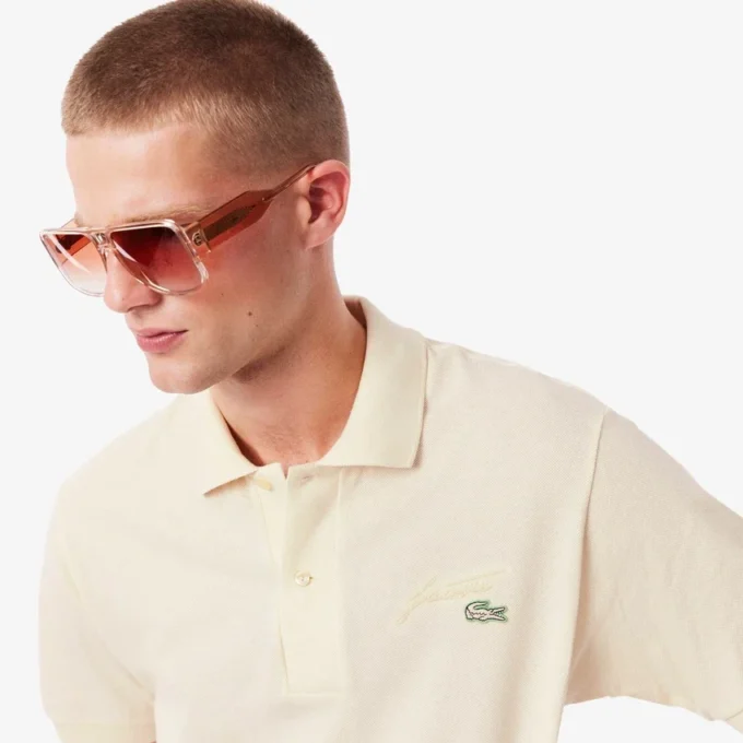 Herren-Poloshirts mit klassischer Passform und Stickerei-Detail Herren-Poloshirts mit klassischer Passform und Stickerei-Detail