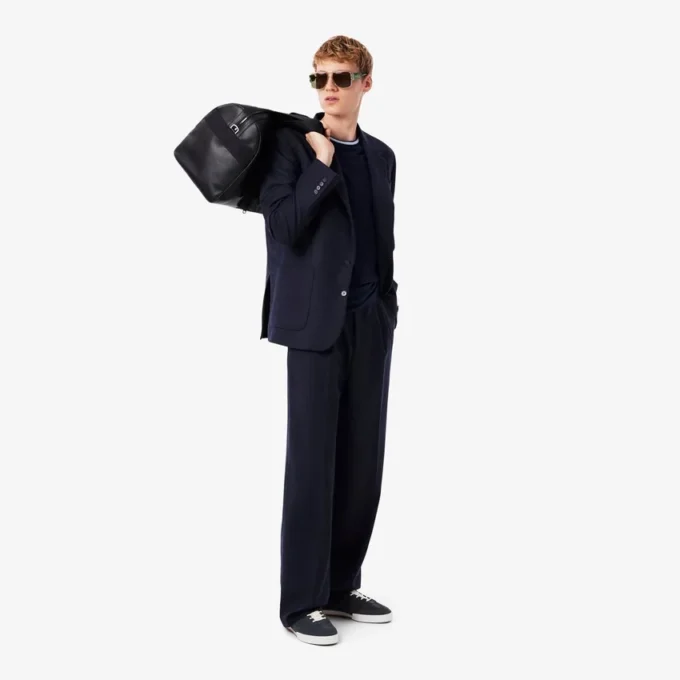 Herrenhose aus gefilzter Wolle mit gerader Passform