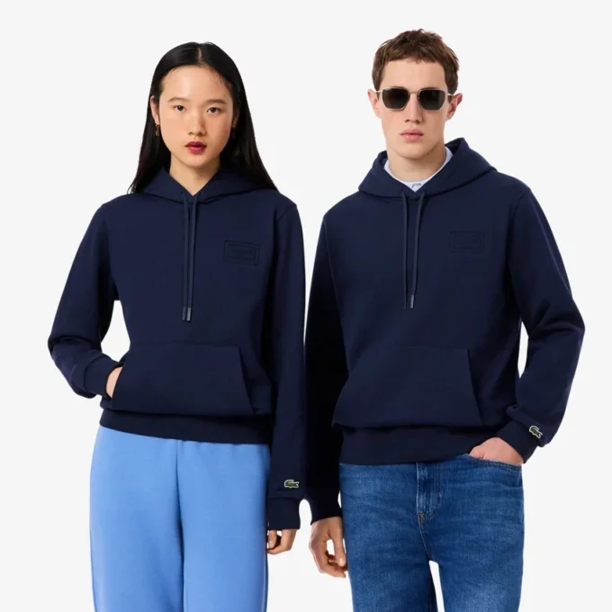 Hoodie mit geprägtem Logo
