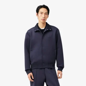 Jacke mit hohem Kragen und Stickerei