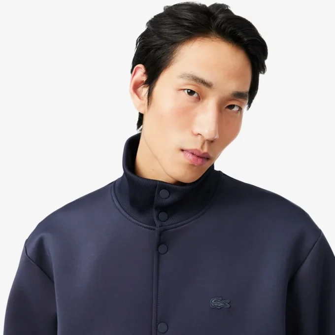 Jacke mit hohem Kragen und Stickerei