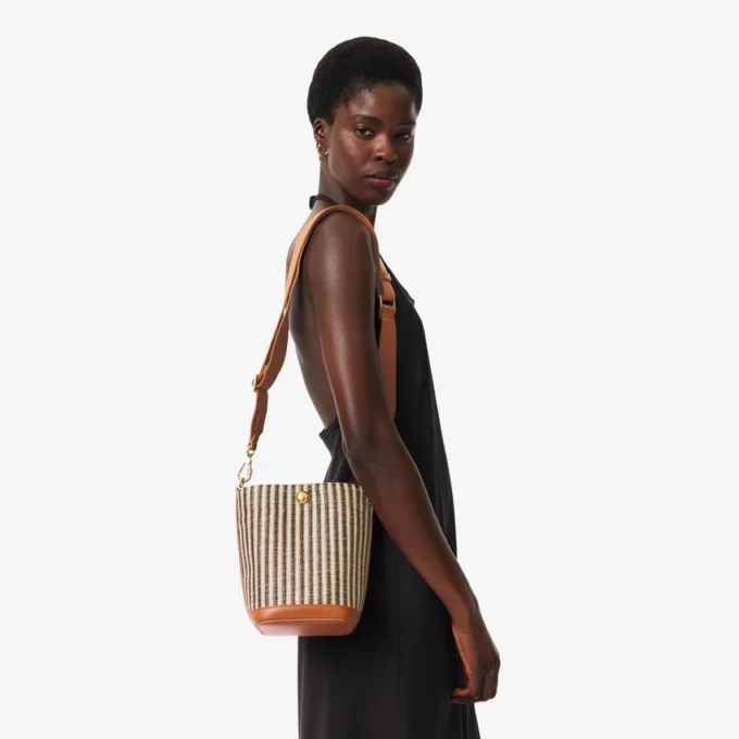 Kleine Sommer-Raffia-Beuteltasche