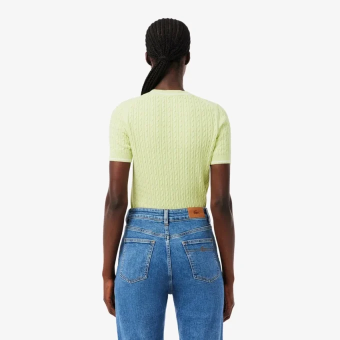 Kurzärmeliger Pullover mit Zopfmuster