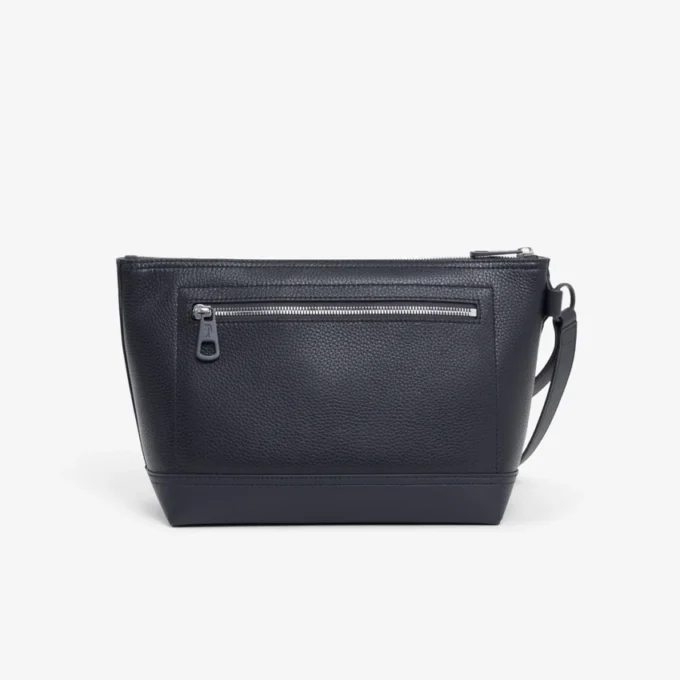 Lacoste Clutch aus genarbtem Leder