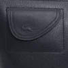 Lacoste Clutch aus genarbtem Leder