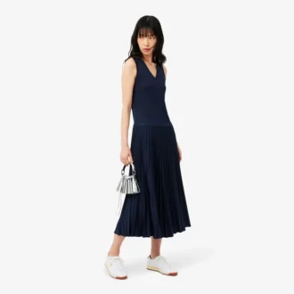Langes, ärmelloses Plisseekleid