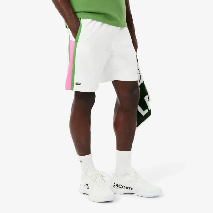 Leichte Tennis-Shorts für Herren mit Colorblock-Streifen
