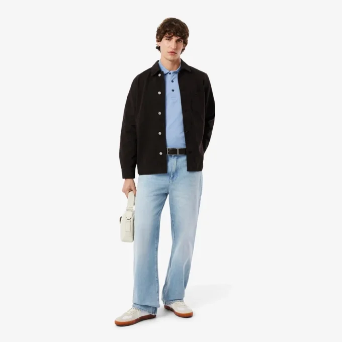 Locker sitzende Jeans