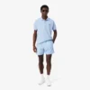 Mittellange Retroshorts mit Monogramm-Print