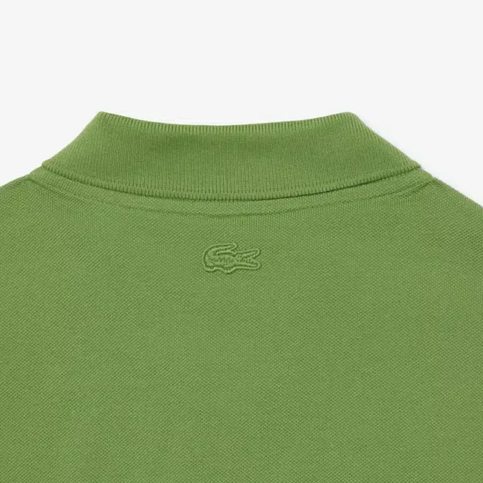 Petit-Piqué-Poloshirt mit Stickerei im klassischen Schnitt