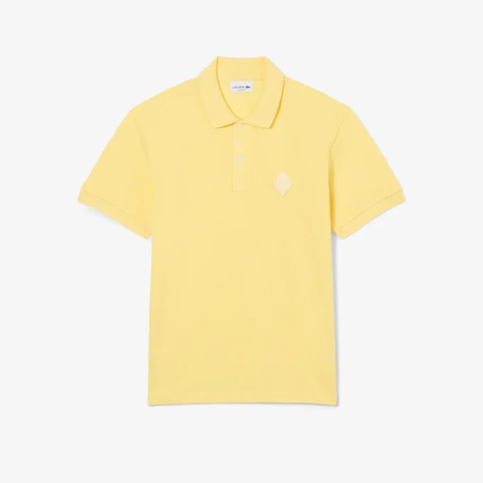 Polohemd mit klassischer Passform und Emblem-Akzent