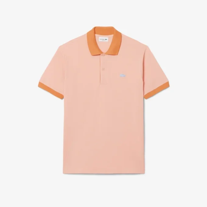 Polohemd mit klassischer Passform und kontrastierenden Rippen