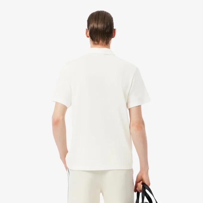 Poloshirts aus Baumwolle und Leinen in klassischer Passform