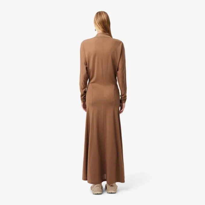 Runway-Maxikleid mit Polokragen aus Seide