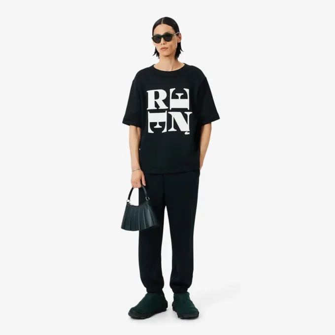 Runway Satin T-Shirt mit Grafik