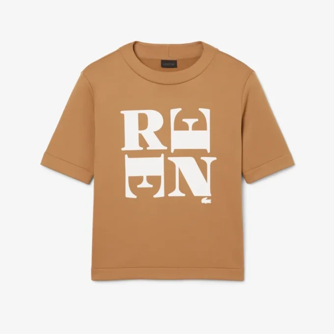 Runway Satin T-Shirt mit Grafik